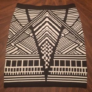 CHORD Black and White Pattern Skirt